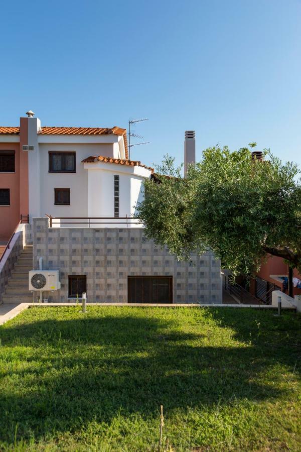 Villa Kristin 2 - 2Min Walk To Great Sandy, Shallow Beach Nikiti  Esterno foto