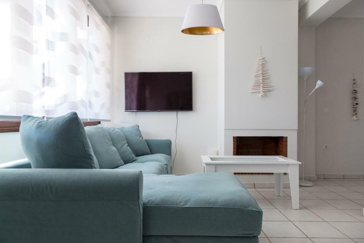 Villa Kristin 2 - 2Min Walk To Great Sandy, Shallow Beach Nikiti  Esterno foto