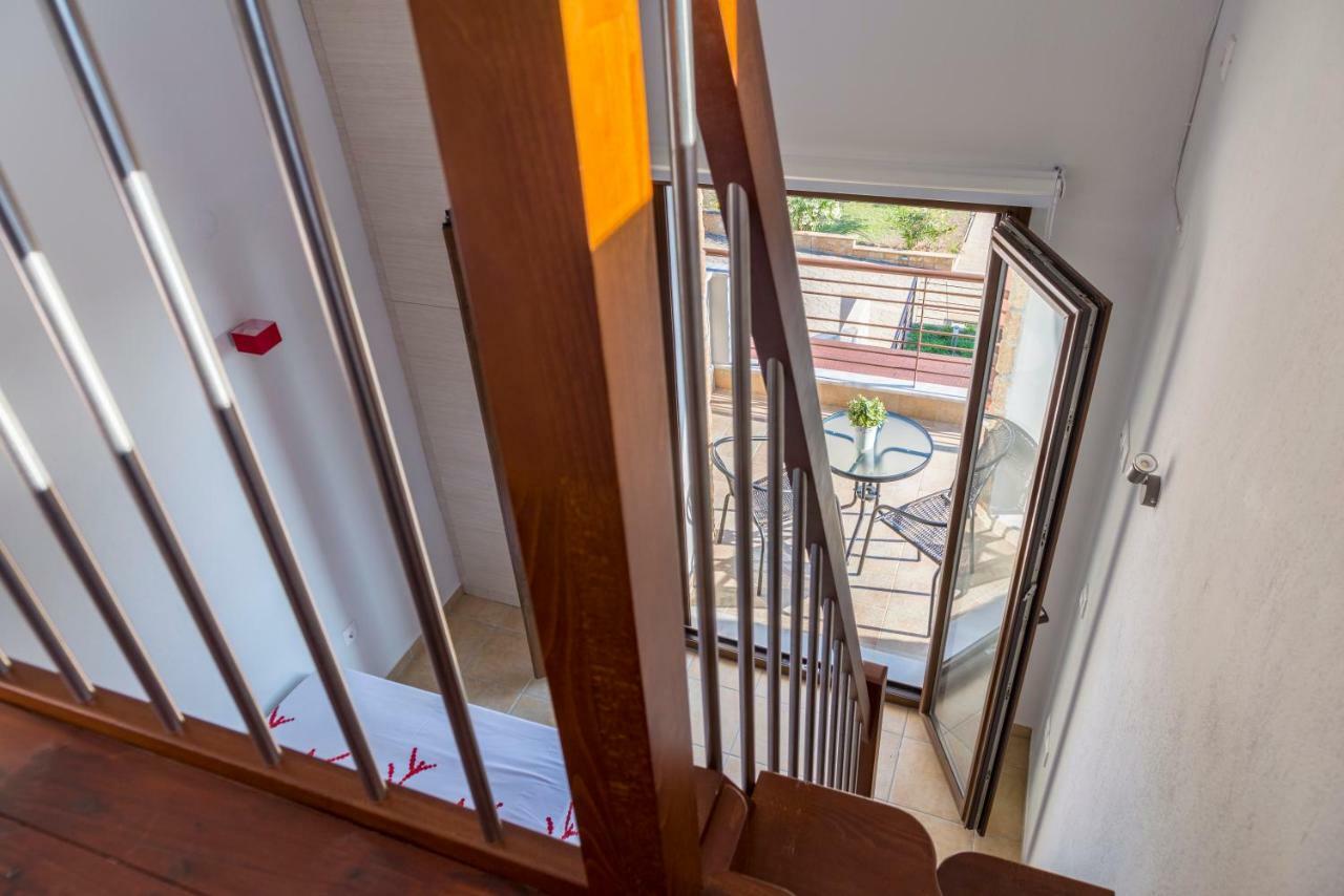 Villa Kristin 2 - 2Min Walk To Great Sandy, Shallow Beach Nikiti  Esterno foto