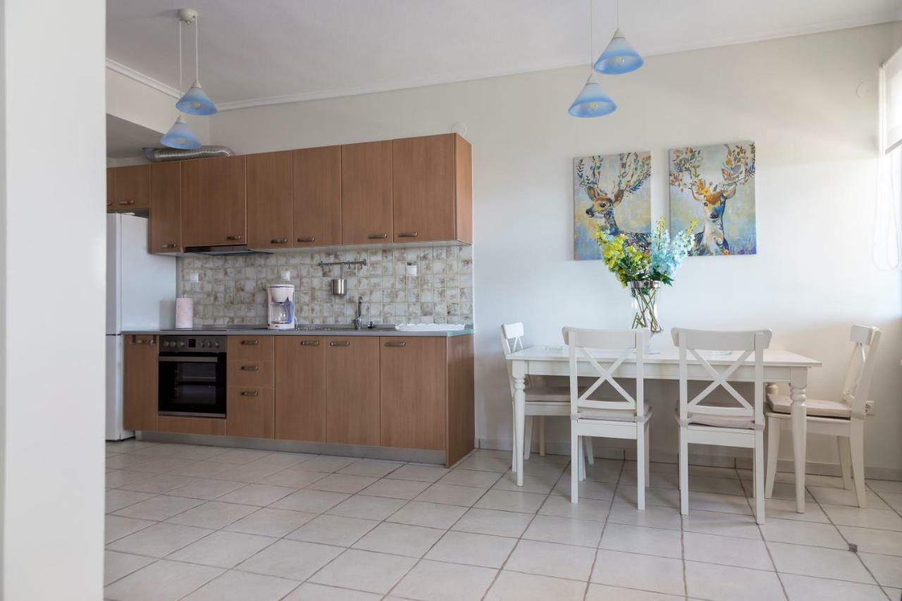 Villa Kristin 2 - 2Min Walk To Great Sandy, Shallow Beach Nikiti  Esterno foto